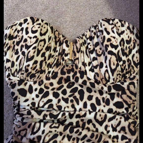 NWOT Victoria's Secret Shape Up One-piece Swim 4D - Picture 8 of 8